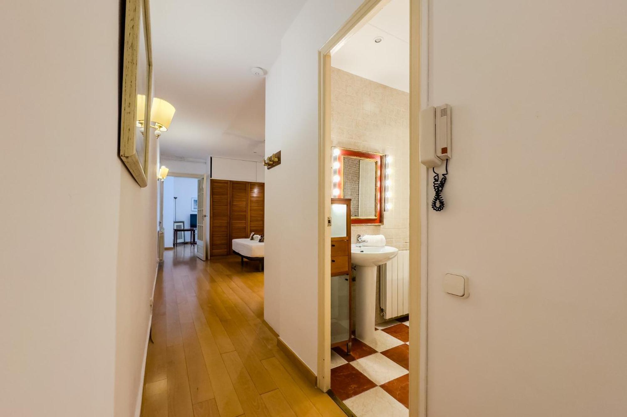 Enrique Granados Appartement Barcelona Buitenkant foto