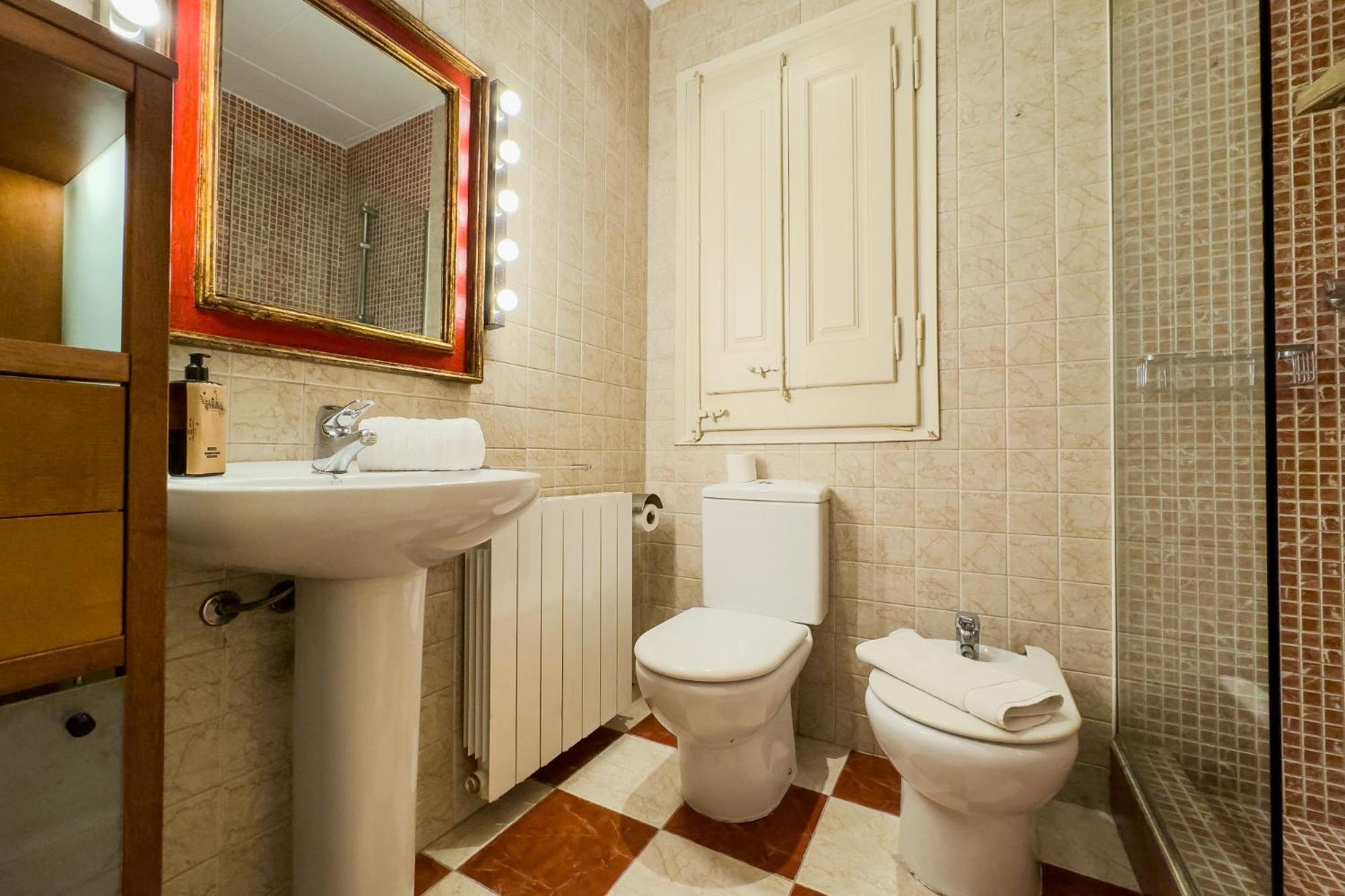 Enrique Granados Appartement Barcelona Buitenkant foto