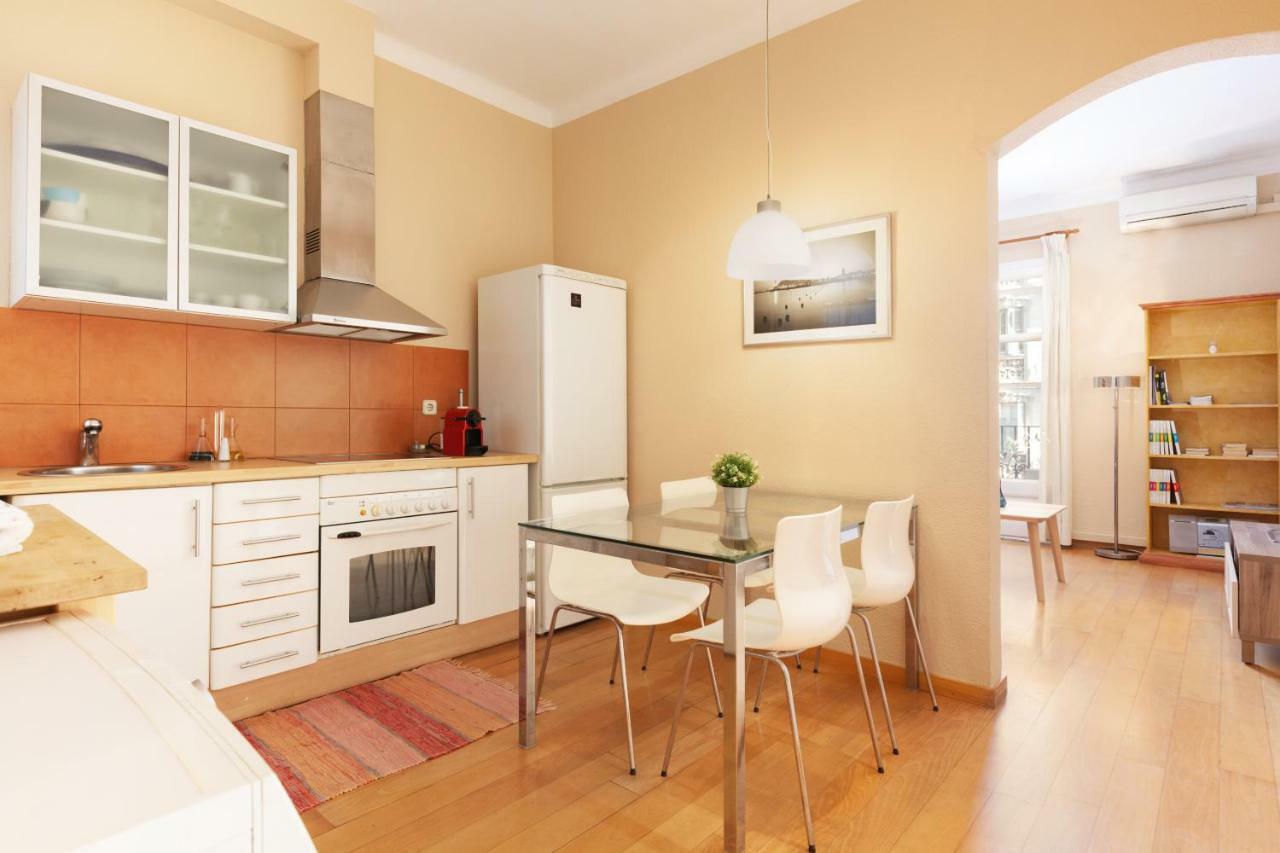 Enrique Granados Appartement Barcelona Buitenkant foto